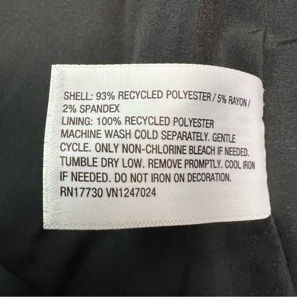 Future Collective Women’s Black Coat Size M - Picture 9 of 11